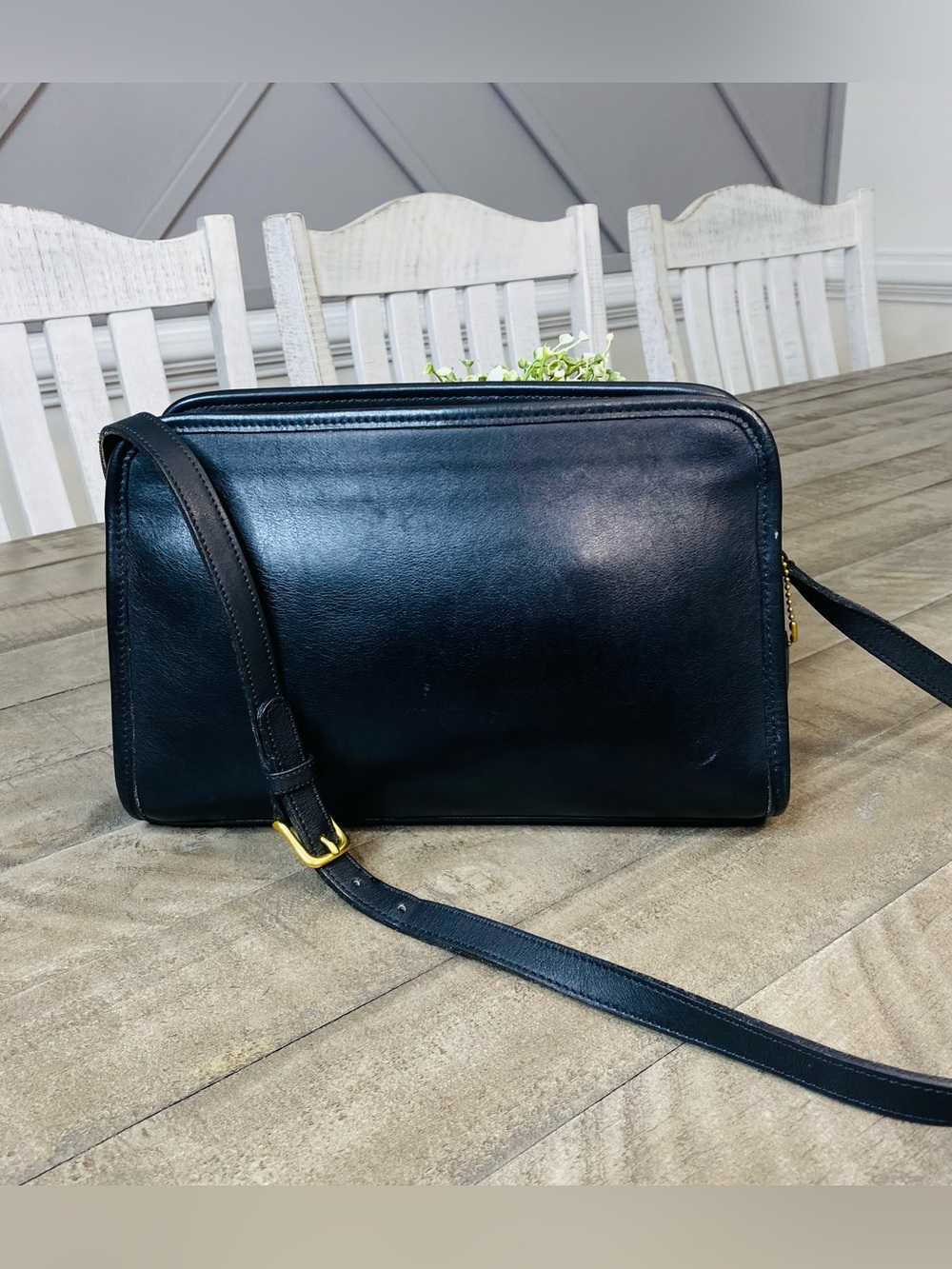 Vintage Coach Sutton Zip Bag Black Leather Crossbody Shoulder Bag 9814 USA